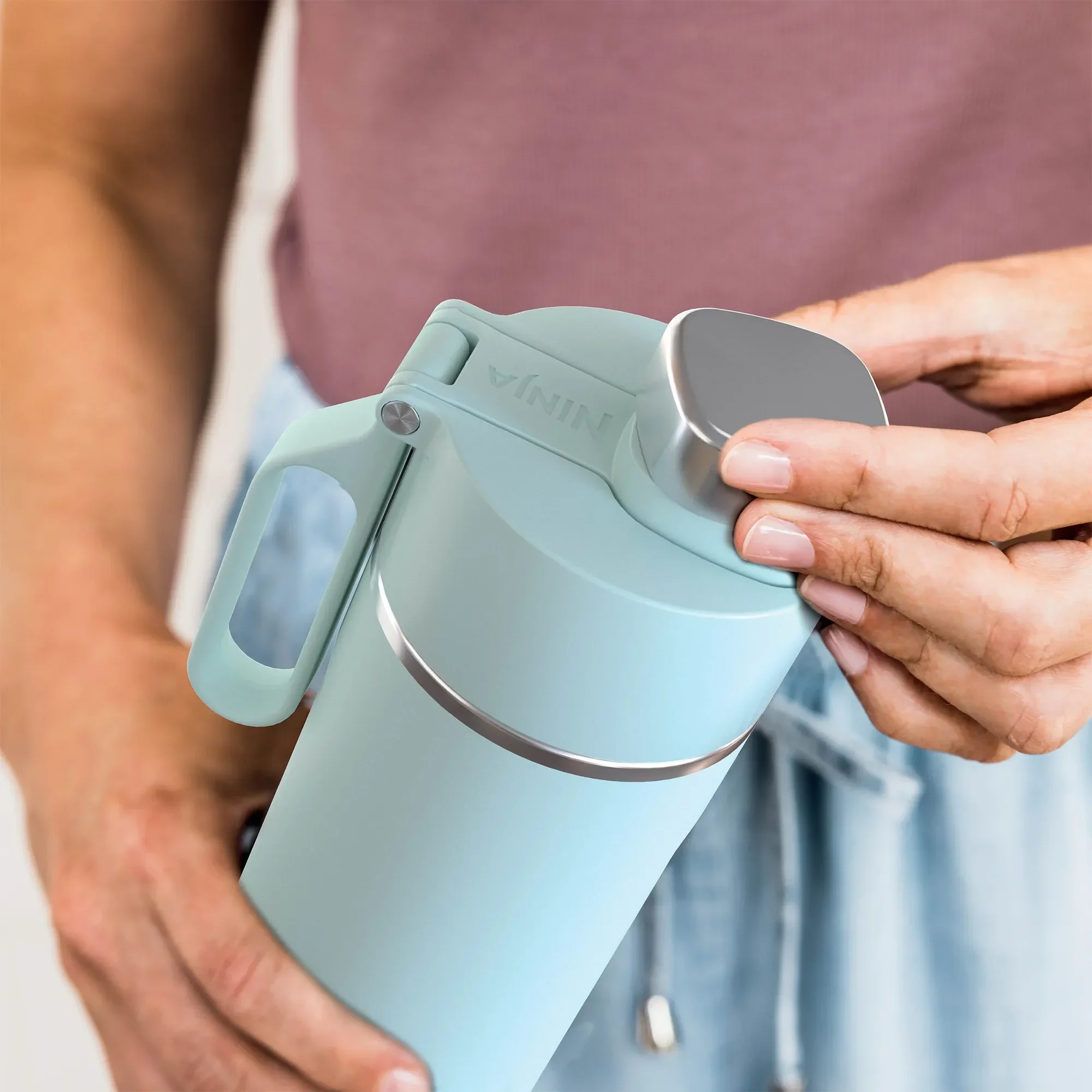 Ninja Thirsti 700ml Travel Bottle - Image 24