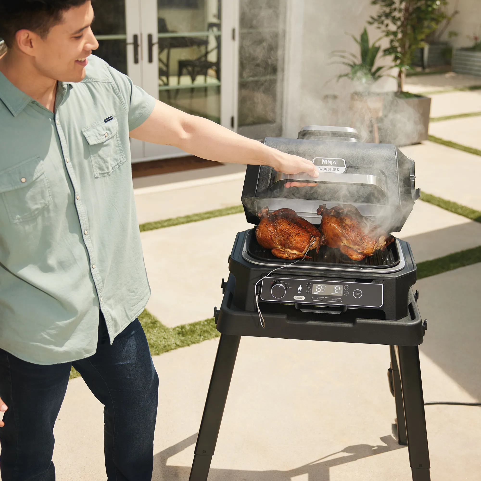 Ninja Woodfire Pro XL Outdoor Electric BBQ Grill & Smoker - Image 10