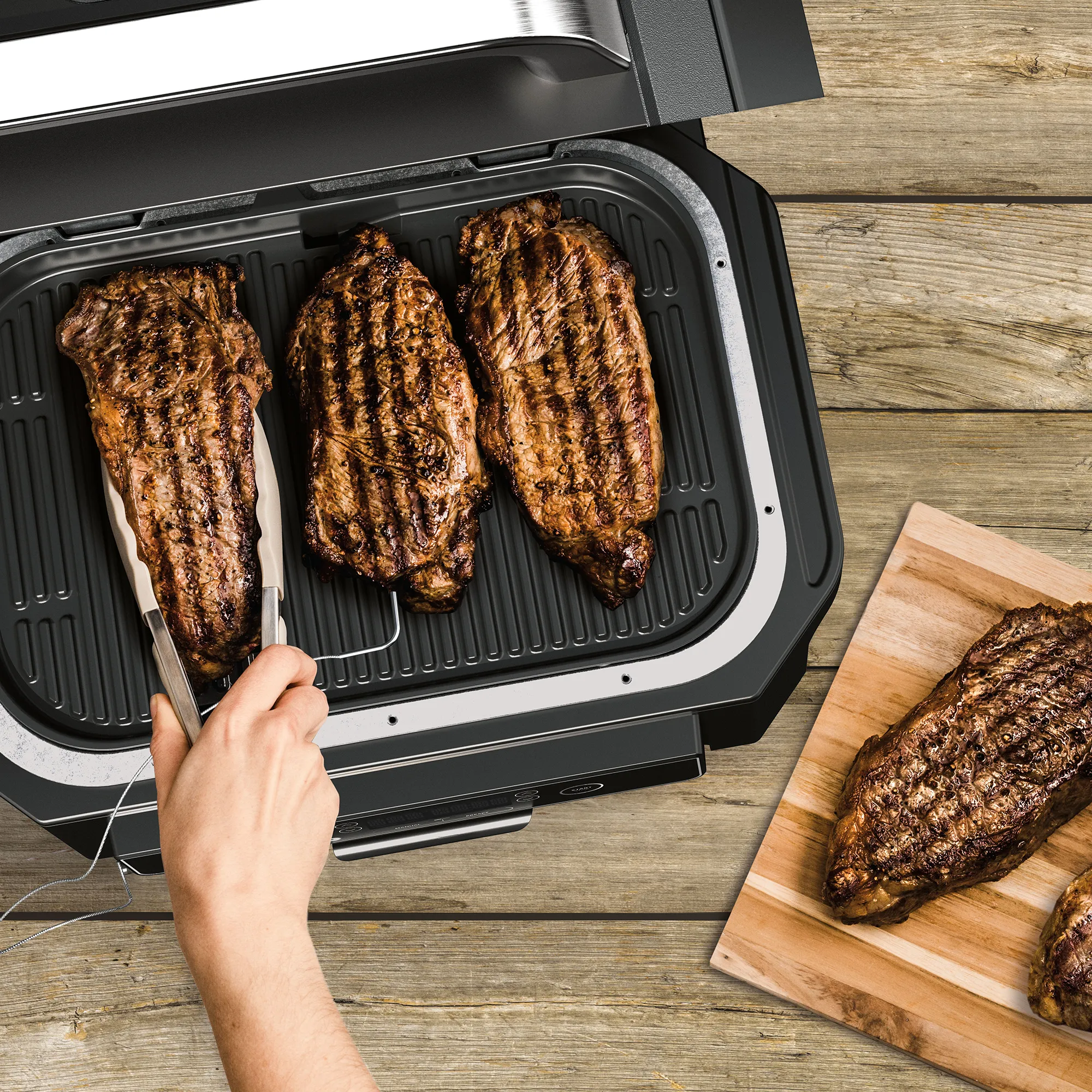 Ninja Woodfire Pro XL Outdoor Electric BBQ Grill & Smoker - Image 14